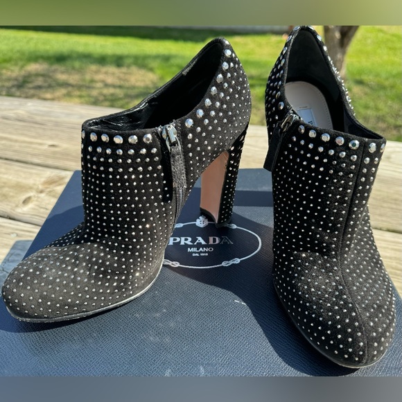 🖤PRADA STUDDED ANKLE. BOOTIES🖤 - Picture 6 of 12